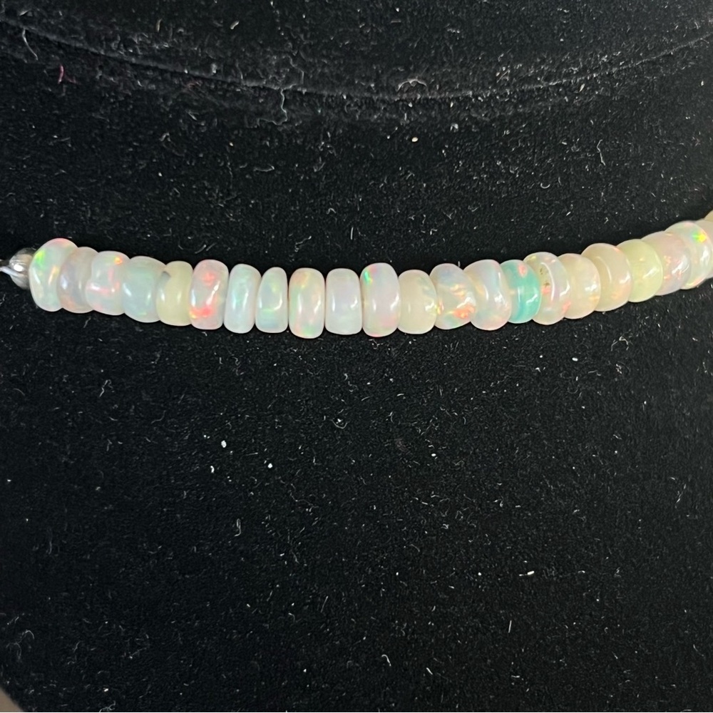 🔴 Opal beads acrylic faux opal bib necklace, size XS - Picture 4 of 7